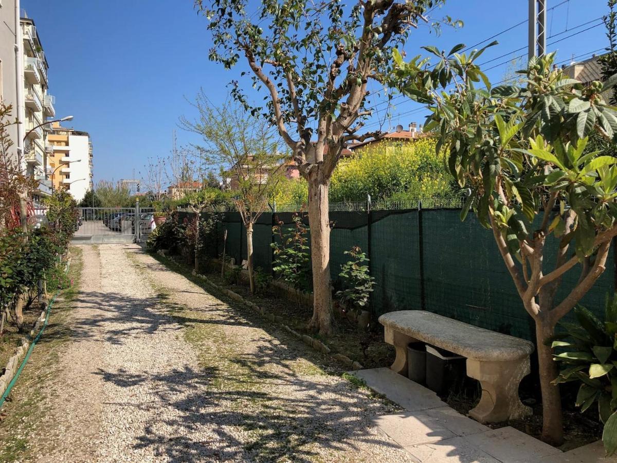 Casa Patrizi Lägenhet San Benedetto del Tronto Exteriör bild